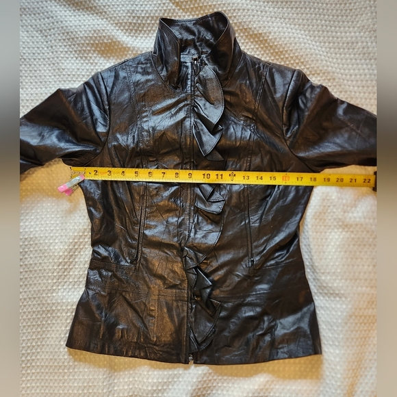 Elie Tahari Leather Jacket - Picture 10 of 12